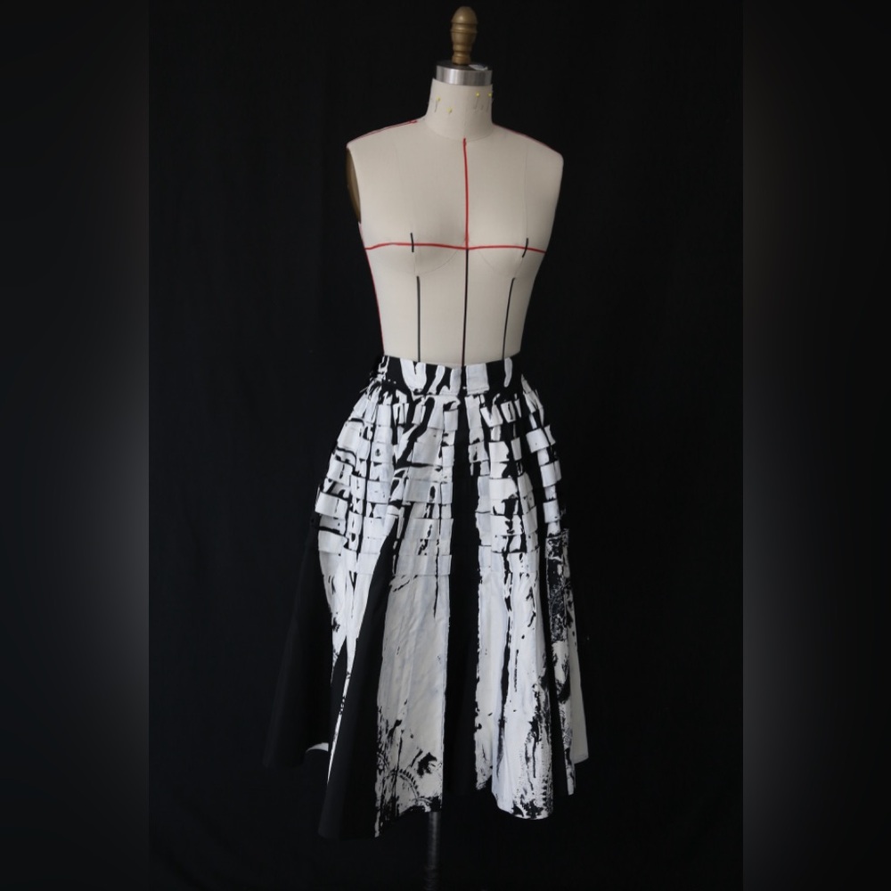 Chic Monochrome Women's Midi Skirt